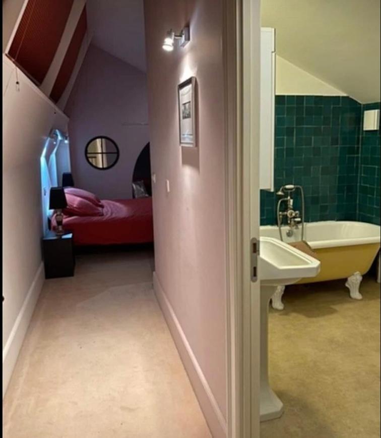 Le Jacuzzi De Marie Daire Tourcoing Dış mekan fotoğraf