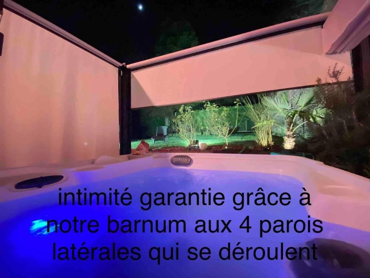 Le Jacuzzi De Marie Daire Tourcoing Dış mekan fotoğraf